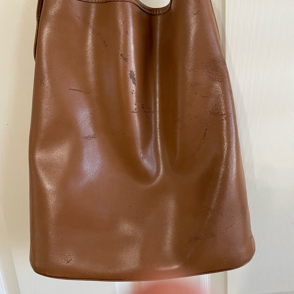 Longchamp saddle tan Leather bucket Bag from Saks Fifth Avenue - Picture 4 of 5